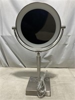 Two Sides Vanity Mirror *Pre-owned Lights Not