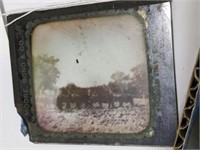 TIN TYPE VINTAGE GLASS PICTURE