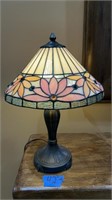 20” stainglass shade lamp