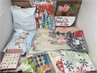 New lot of assorted holiday items! Bathroom set,