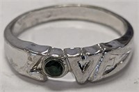 18K HG RING WITH EMERALD SIZE 7