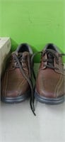 13 M  Clark's  Cotrell  Men's Walking  shoes