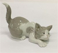 Lladro Hand Made Porcelain Figurine Of Cat
