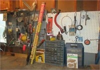 Contents of wall includes nut and bolt organizer,