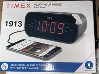 TIMEX DUAL ALARM CLOCK RADIO