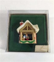 1982 Hallmark Keepsake Santa's Workshop Ornament
