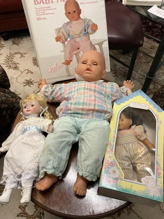 3 Baby Dolls