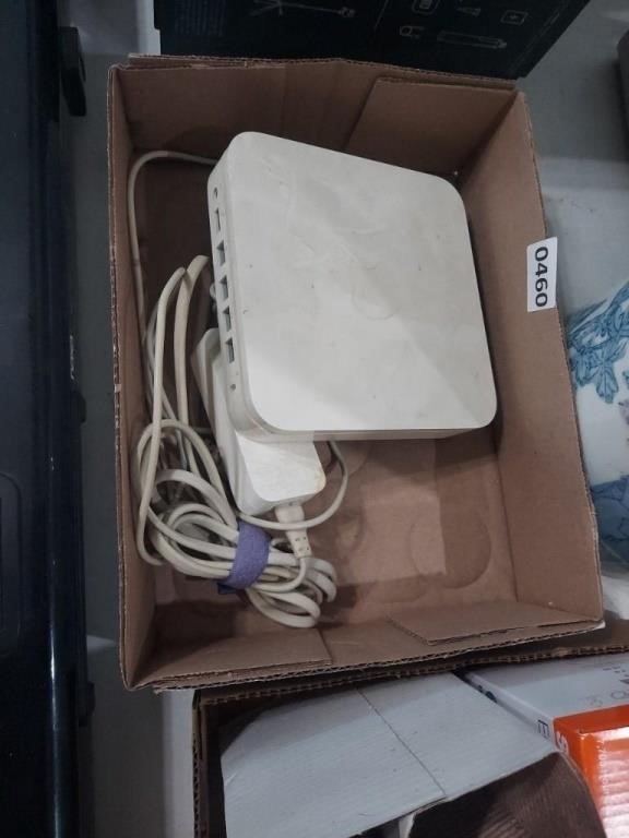 Apple Air-port Extreme Base Station. Untested
