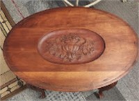 VINTAGE OVAL TABLE WITH CENTER CARVING