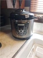 Power Cooker. Electric Pressure Cooker. Untested