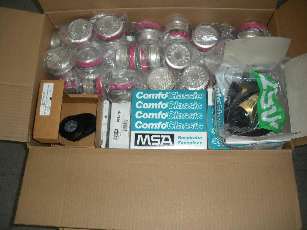 (14) MSA Comfo Classic Respirators w/Cartridges &