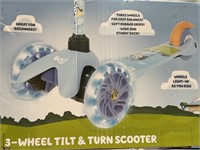 BLUEY 3 WHEEL TILT AND TURN SCOOTER RETAIL $80