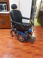 Elite HD Power Wheel Chair/Scooter with Charger.