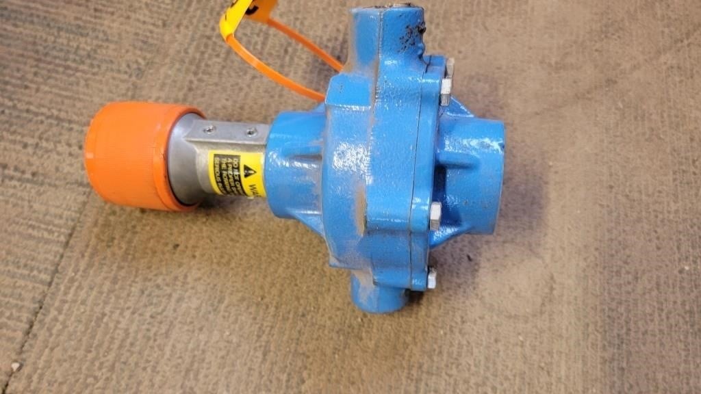 Hypro 7560C sprayer pump