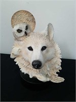 11-in wolf and Owl decor