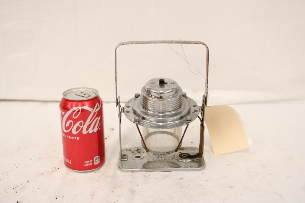 Vintage Lantern Topper Needs Battery