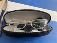 “vogue” Glasses with Protective Case (Dining