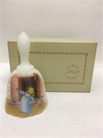 Fenton Christmas Fantasy Art Glass Bell In Box