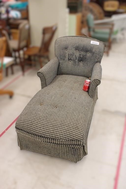 Black Houndstooth Chaise, Needs Upholstering