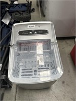 INSIGNIA ICE MAKER RETAIL $130