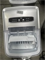 INSIGNIA ICE MAKER RETAIL $130