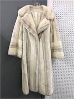 De Ball Fashion Elegance From Europe Fur Coat