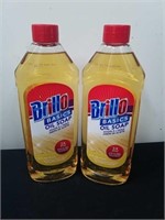 2 News 16 oz bottles of Brillo Basics Oil Soap