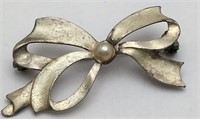Sterling Silver Pearl Pin