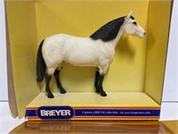 Breyer #830 Quarter Horse Stallion box has damage