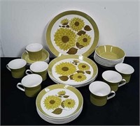 Vintage Mikasa Dahlia dishes made in Japan