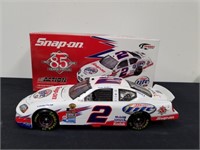 1:24 scale stock car Snap-on Diecast collectible