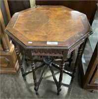 Victorian Style Octagon Spindle Leg Table.