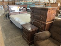 3pc Solid Bedroom Set, Full Size Bed.