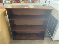 Sturdy Wooden Book Shelf.