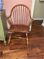 Thomasville windsor back chair