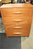 4 Drawer Wooden Dresser 32x17.5x42H