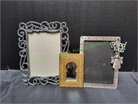 (2) Photo 5x7 Frames & Mini 3.5x5 Mirror