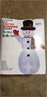 INFLATABLE LIGHTED SNOWMAN