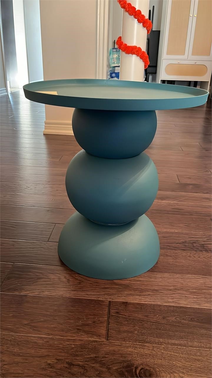 Tray Top End Table  $639.99