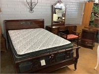 Antique Mahogany Bedroom Set, Full Size
