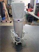 Neumann microphone u87ai