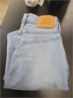 Levi's Mile High super skinny jean waist 25