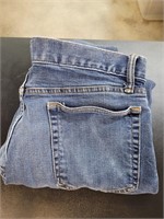 Gap jeans size 31x30 Slim