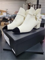 New Chanel Ivory / black short boots