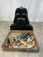 Star Wars Darth Vader Case with approximately 63