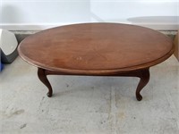 Oval Cocktail / Coffee Table