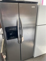 Frigidaire Gallery Series Side x Side Refrigerator