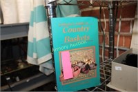 COLLECTOR'S GUIDE TO COUNTRY BASKETS