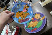 SCOOBY-DOO - WINNIE THE POOH COLLECTOR PLATES
