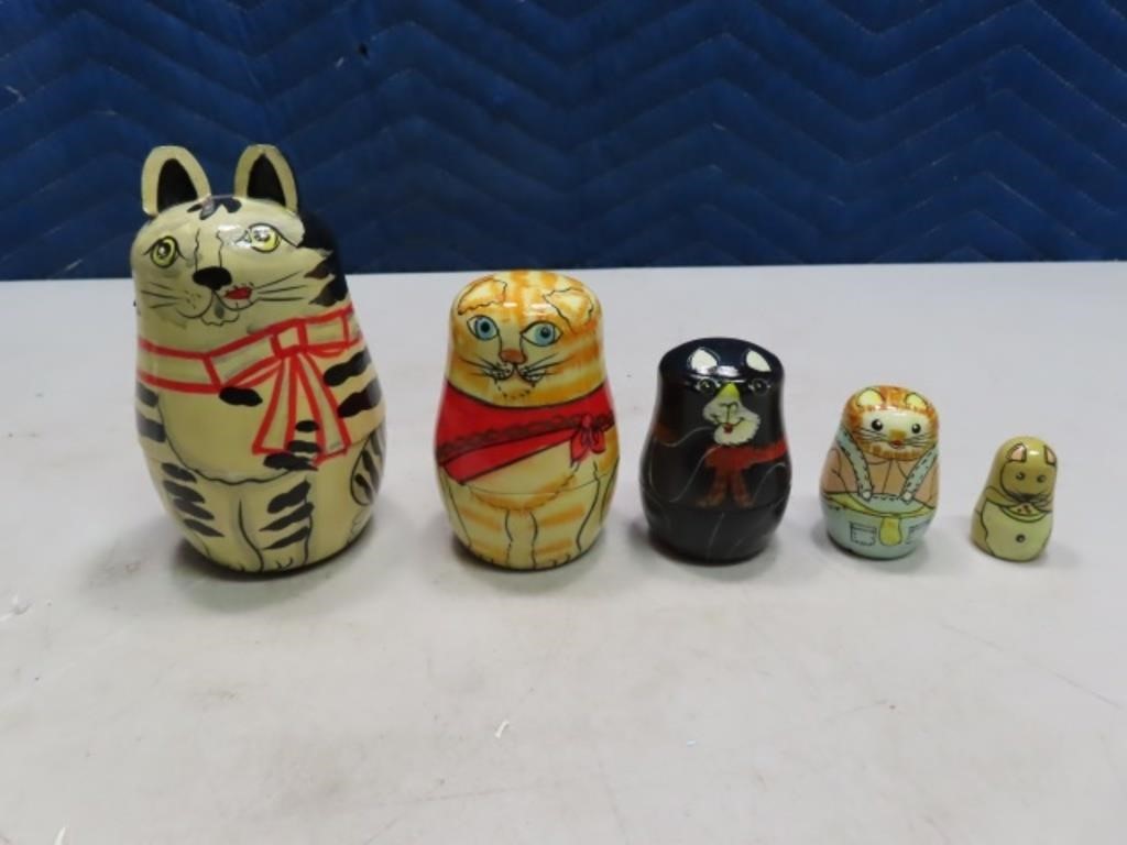 Pussy Cat Wooden 5" Nesting Doll Set